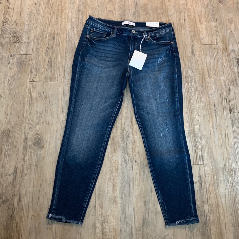 NEW WITH TAGS KanCan High Rise Ankle Skinny Jeans